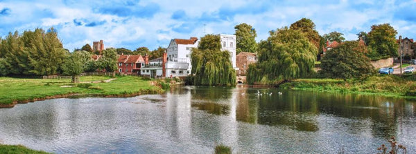 Charming Suffolk Riverside Hotel
