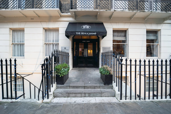 4* Boutique Hotel Close  to the West End