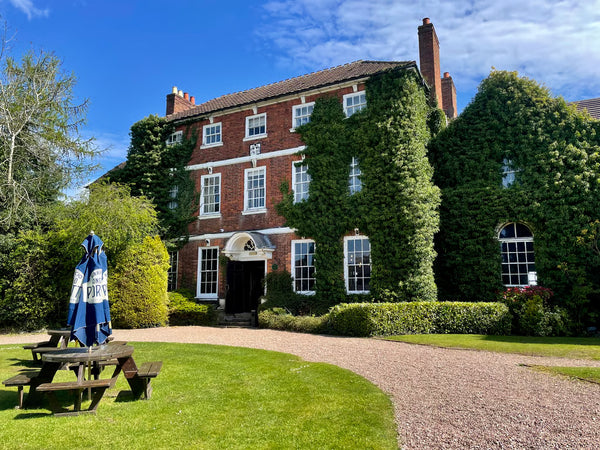 Cosy Shropshire Hotel with Hoo Zoo & Dinosaur World Tickets