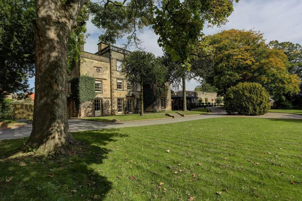 Historic Manor House Retreat in Sheffield