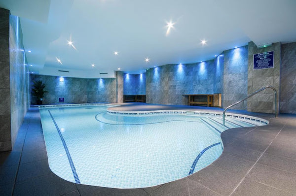 4* Coastal Retreat Near Bournemouth Beach