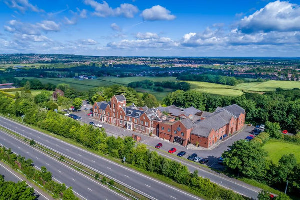 Peaceful Surrey Hills Spa Retreat